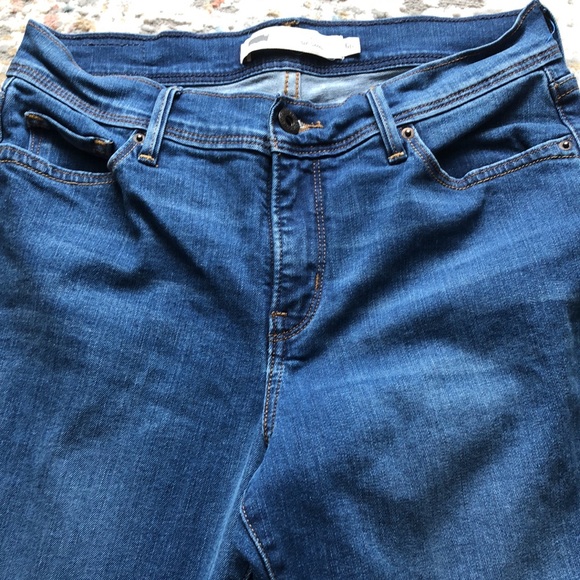 Levi’s size 6 P so comfy look great on. Great condition - Picture 5 of 11